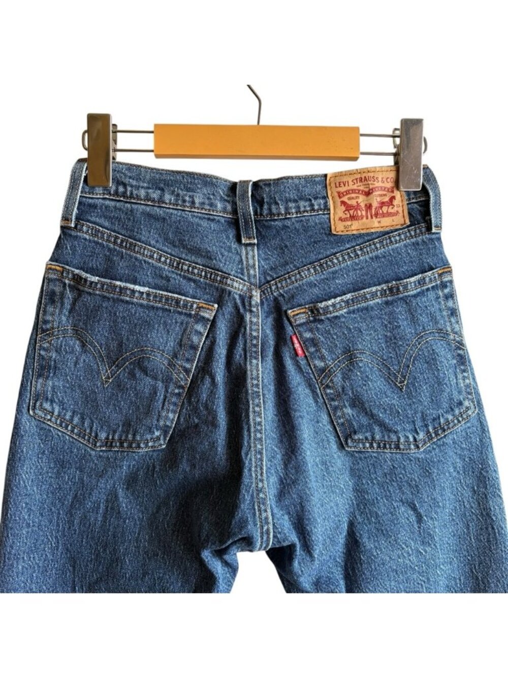Levi’s 501 Original Fit Jeans Size 24 Medium Blue Wash - Picture 8 of 15